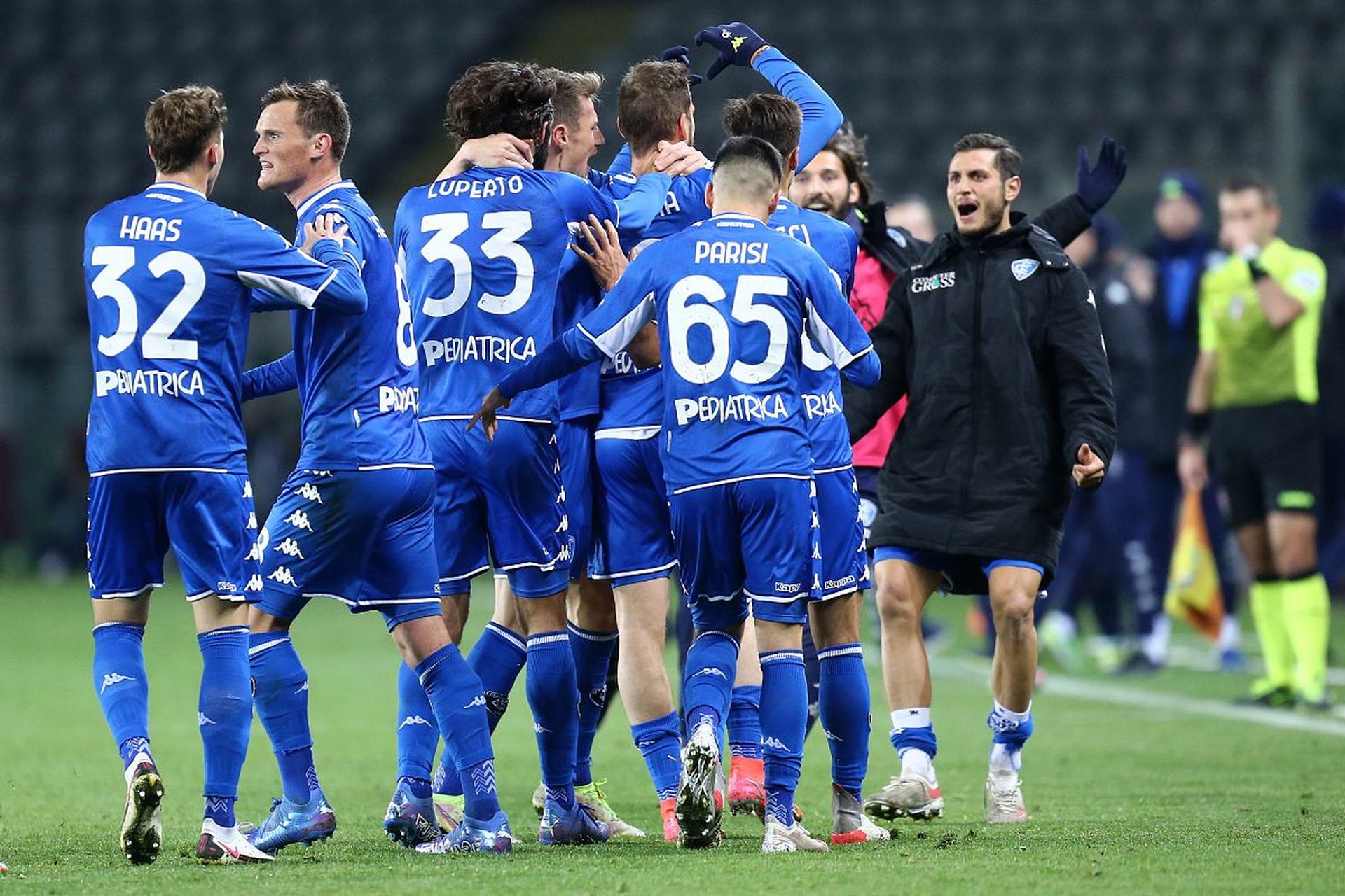 球员表现出 球员表现出